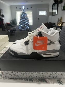 Jordan 4 White Cement Size 9.5