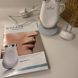 NuFace Trinity+ with lip/eye attachment