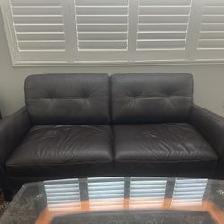 🛋️ Premium Real Leather Couch + Recliner Set – Like New! 🧼✨