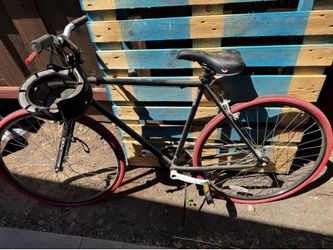 700 Kent bike & helmet