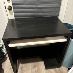 Desk On Wheels 