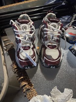 Balenciaga runner