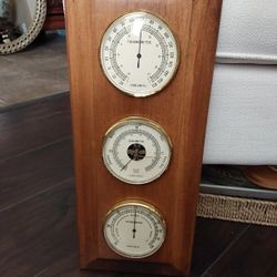 Vintage Weather Station
