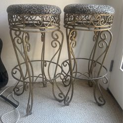 Twist Chair 