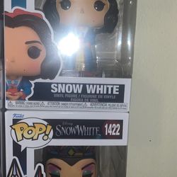 Funko Pop! Snow White #1423 & Evil Queen #1422 