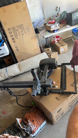 Mobility scooter vehicle lift