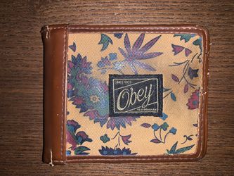 Obey wallet