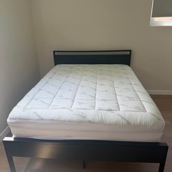 Queen mattress And Bed Frame Never Used