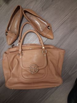 Tory Burch Large Hand Bag 👜 Leather.