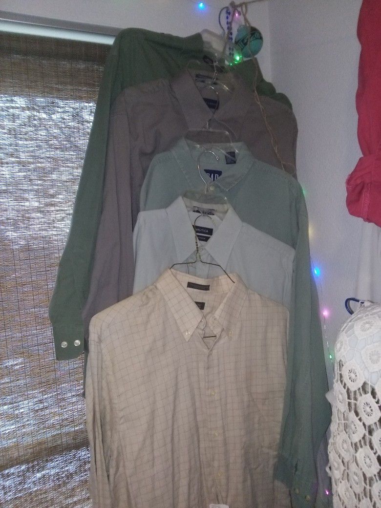 Assorted Mens Button Down Dress Shirts Sizes M-L