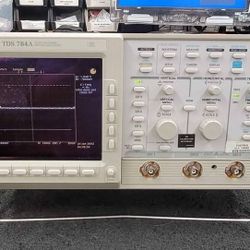 Tektronix TDS784A OSCILLISCOPE WORKS 1ghz 4 Channel 