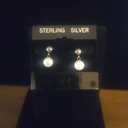 Fresh Water Cultered Pearl Earrings 