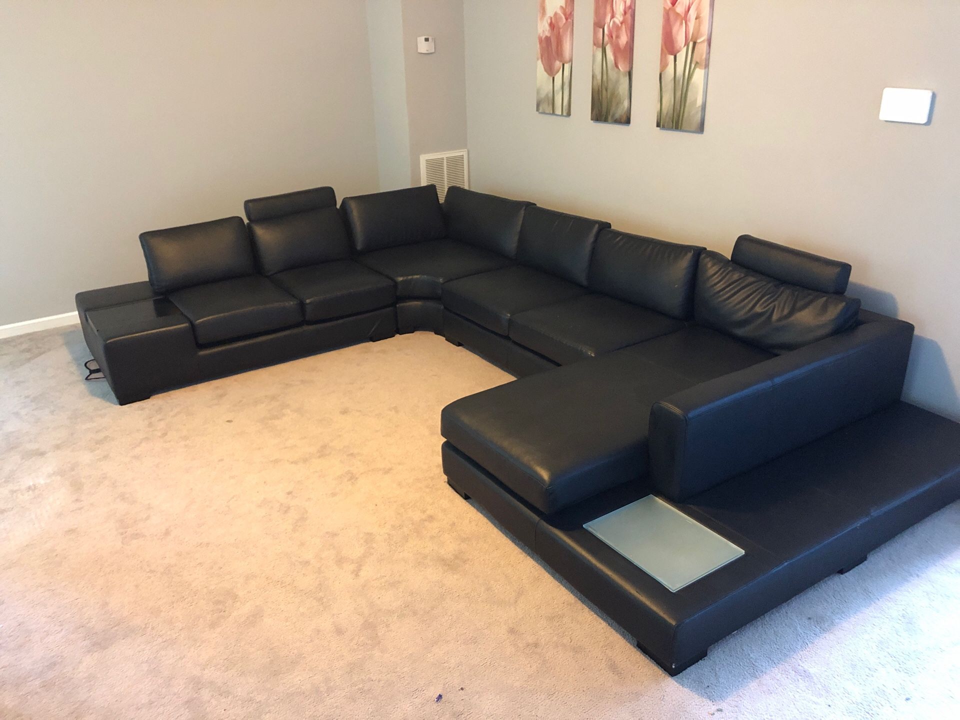 Sectional couches