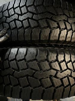 Tengo estas 2 llantas LT245/75R16 FALKEN A/T