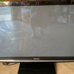 Panasonic Tv(42”)