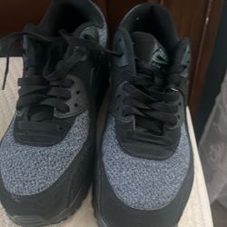 Nike Men Sneakers Size 81/2