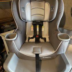 Infant/toddler Car seat