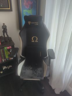 Secret Lab Gaming Chair
