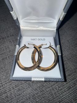 14K Yellow Gold Hoop Earrings