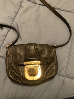 Michael Kors. Crossbody