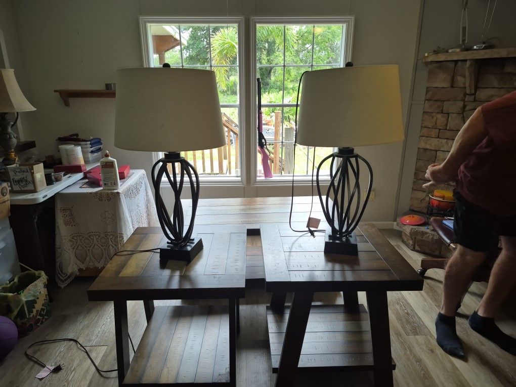 Brand New Coffee Table And Tables And Two Lamps