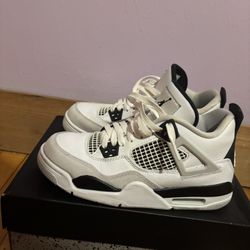 Air Jordan 4 Retro Gs