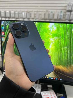 iPhone 15 Pro 256GB UNLOCKED 