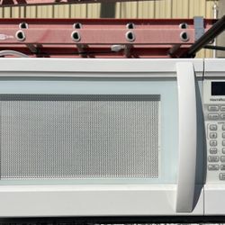 Hamilton Beach Microwave