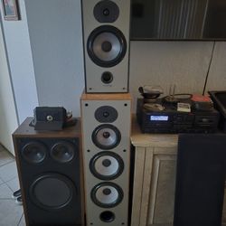 Paradigm Tower Speakers 