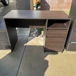Free Desk