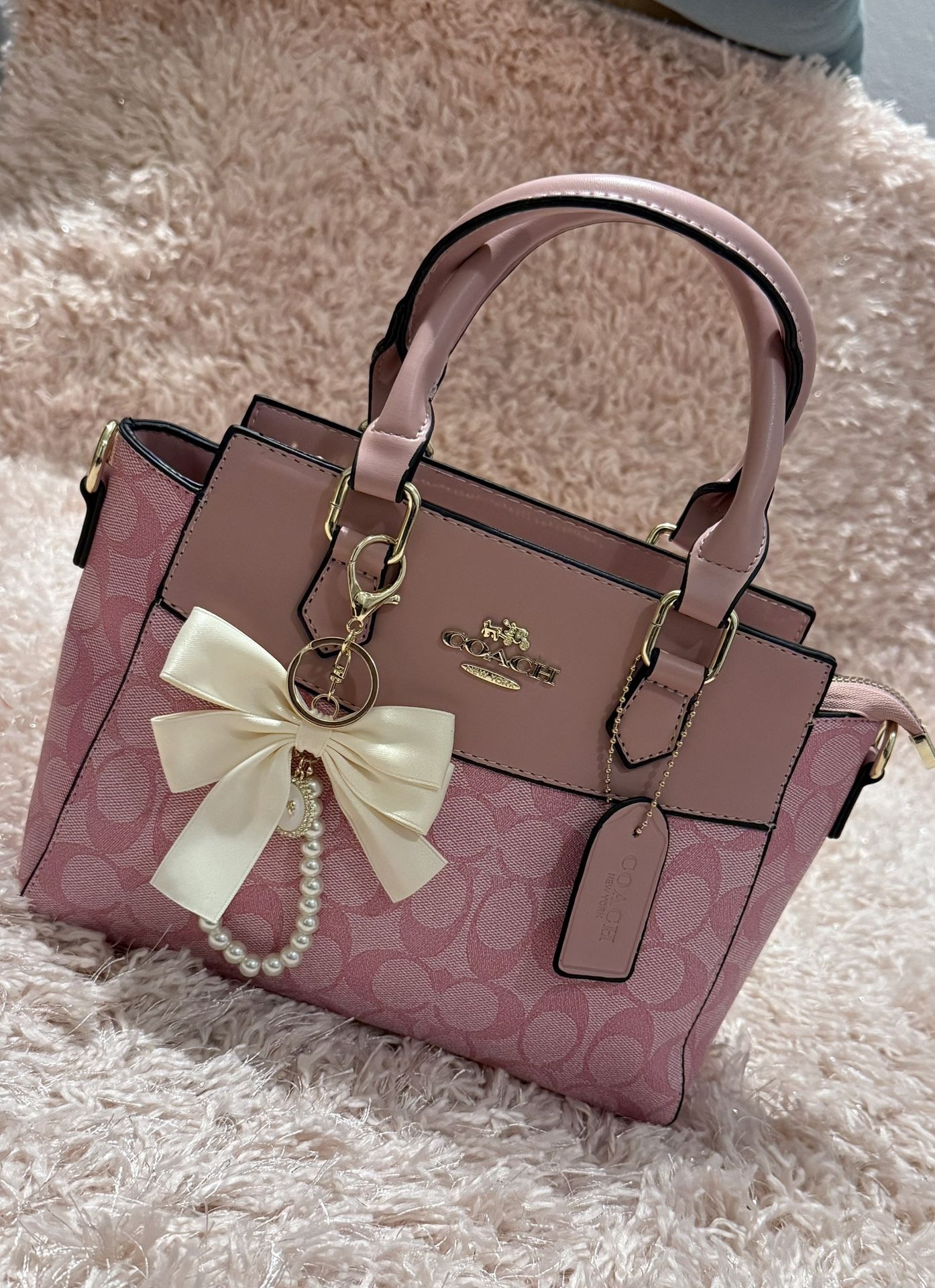 Pink Coach Bag 🌸