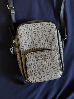 Guess crossbody bag