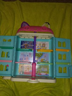 Gabby DOLL  House 