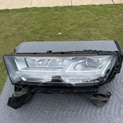 OEM Audi Q7 Q8 Left Driver Side Full LED Headlight – Part #4M0.941.033.B