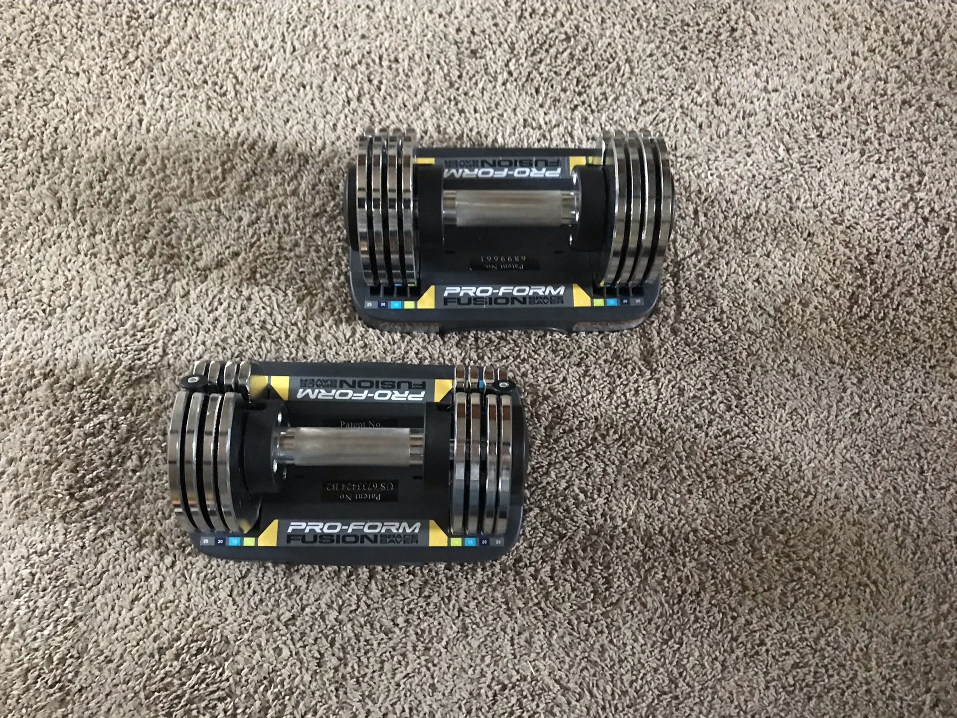 Pro form Fusion 10-25 lbs Adjustable Weights..Set of 2