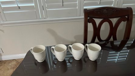 Princess houses las 4 por $50