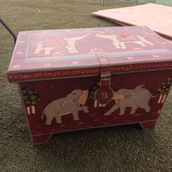 Beautiful hand painted and crafted wooden chest made in India $160 cash