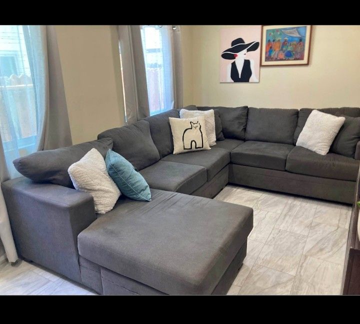 Beautiful Dark Grey Sectional Couch From Living Spaces