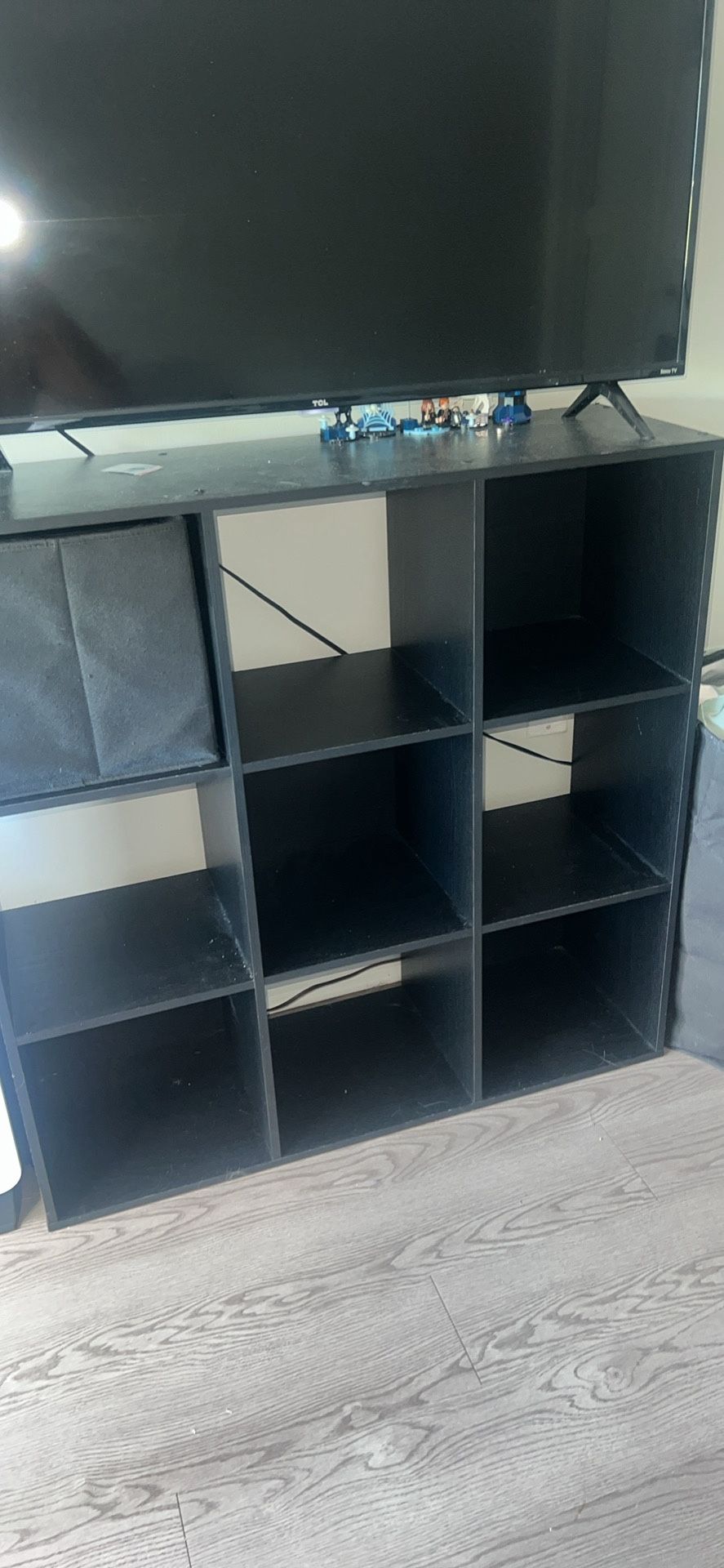 Box Dresser