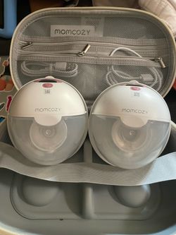 Momcozy wearable breast pump