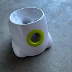 Dog Ball Throwing Machine.