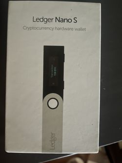 Ledger Nano S. Cryptocurrency Cold Wallet Storage