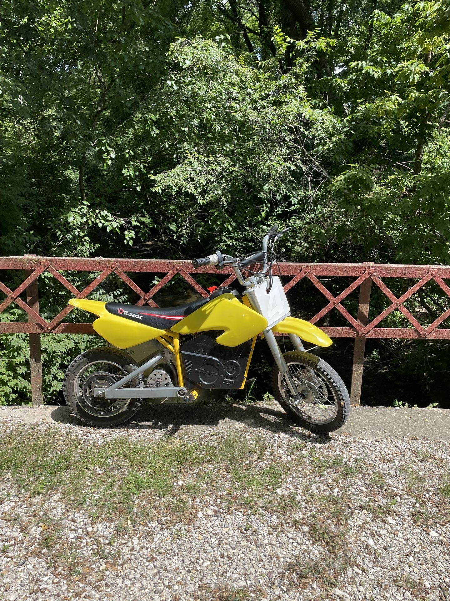 Modded Razor Mx650 pitbike
