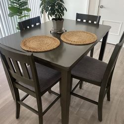 Dining Table with 4 Chairs Wood
