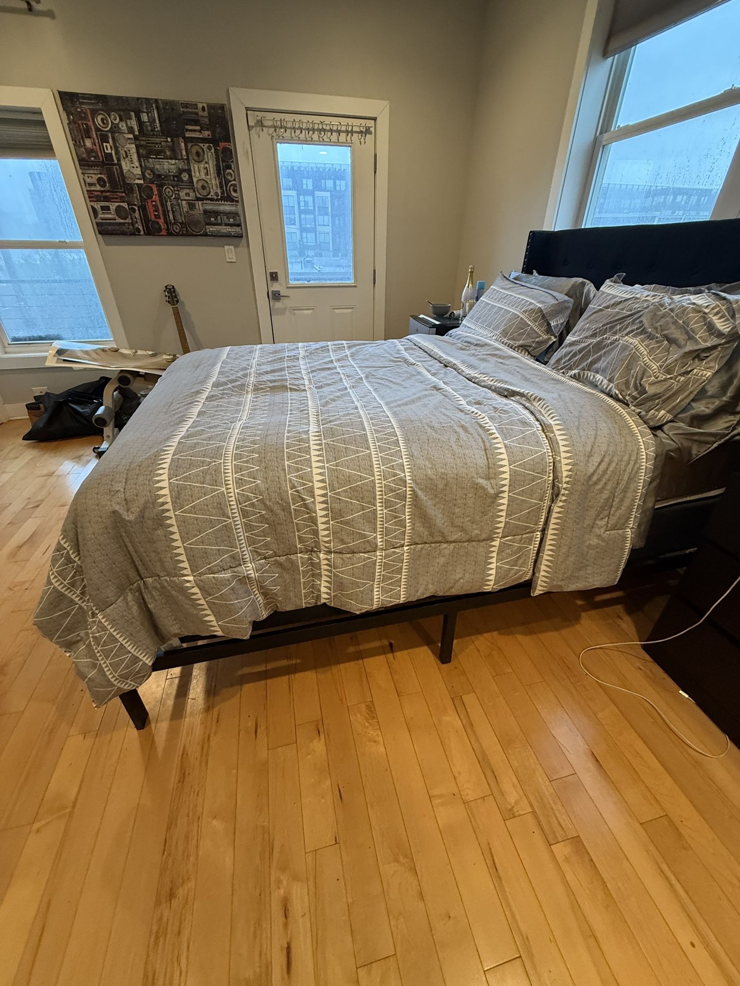 Queen Mattress & Box Spring