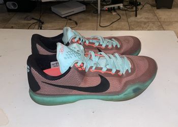 Kobe Basketball Shoes