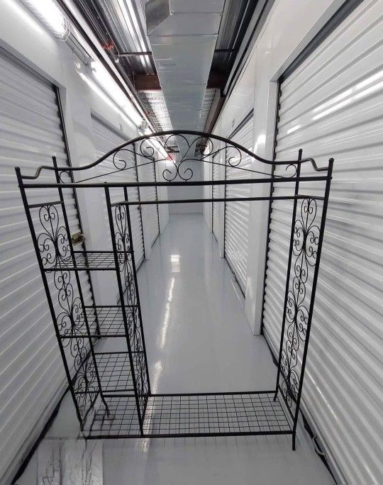 Metal Clothing Wire Shelf