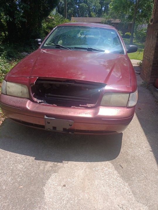 2008 Crown Victoria