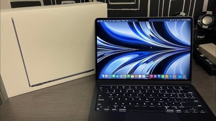  🚀 MacBook Air M2 w/ 16GB RAM – Just $1 Down!