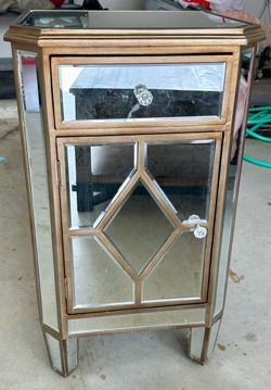 Mirrored end table